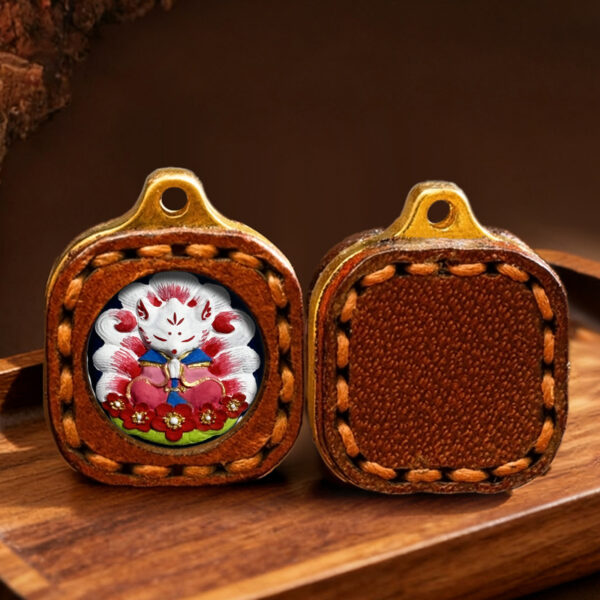 Hand-painted wipe thangka mini pendant Zakiram's past and present life Green Tara Fifth Master Tibetan leather case Small thangka