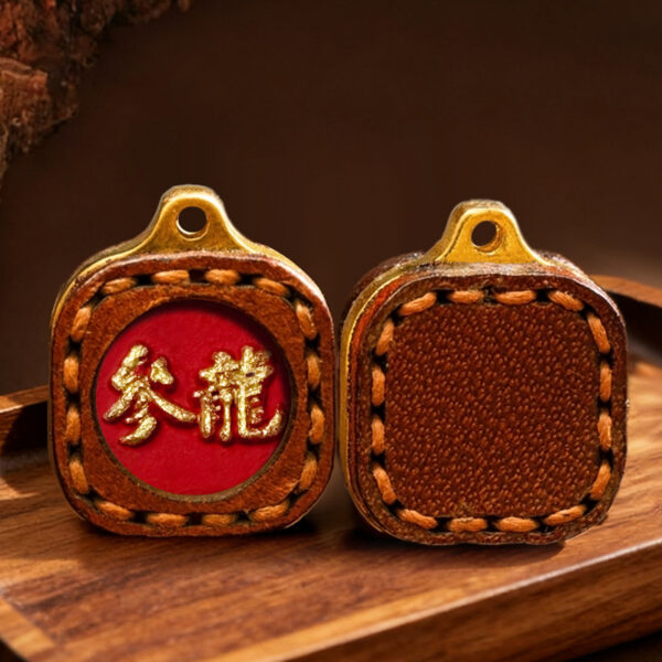 Hand-painted wipe thangka mini pendant Zakiram's past and present life Green Tara Fifth Master Tibetan leather case Small thangka