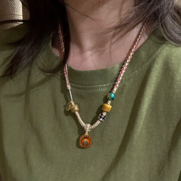 Hand-painted wipe thangka mini pendant Zakiram's past and present life Green Tara Fifth Master Tibetan leather case Small thangka